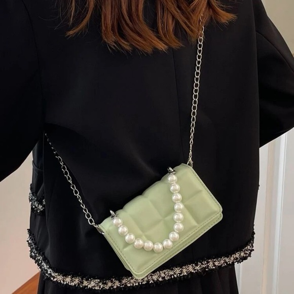 - Shein/ Mini faux pearl beaded flap chain square bag - Picture 6 of 10